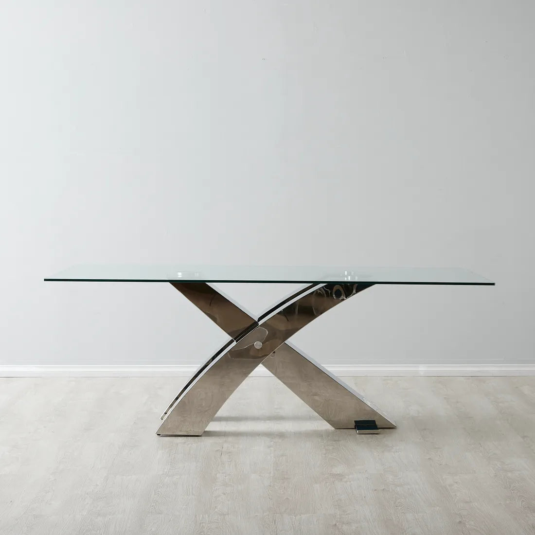 intima contemporary dining set