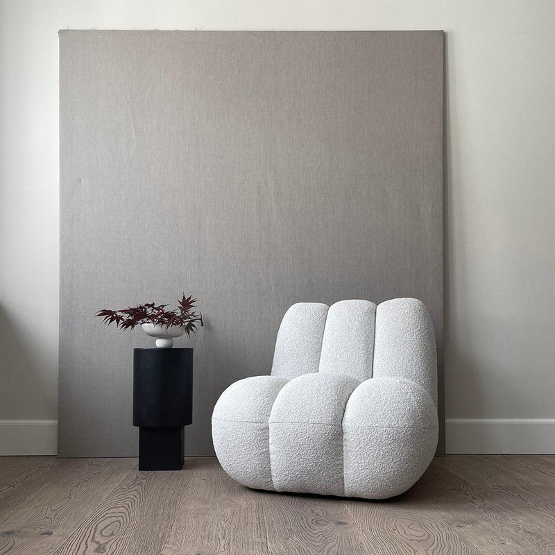 mano boucle lounge chair