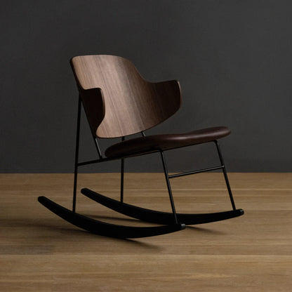 a dondolo timber rocking chair