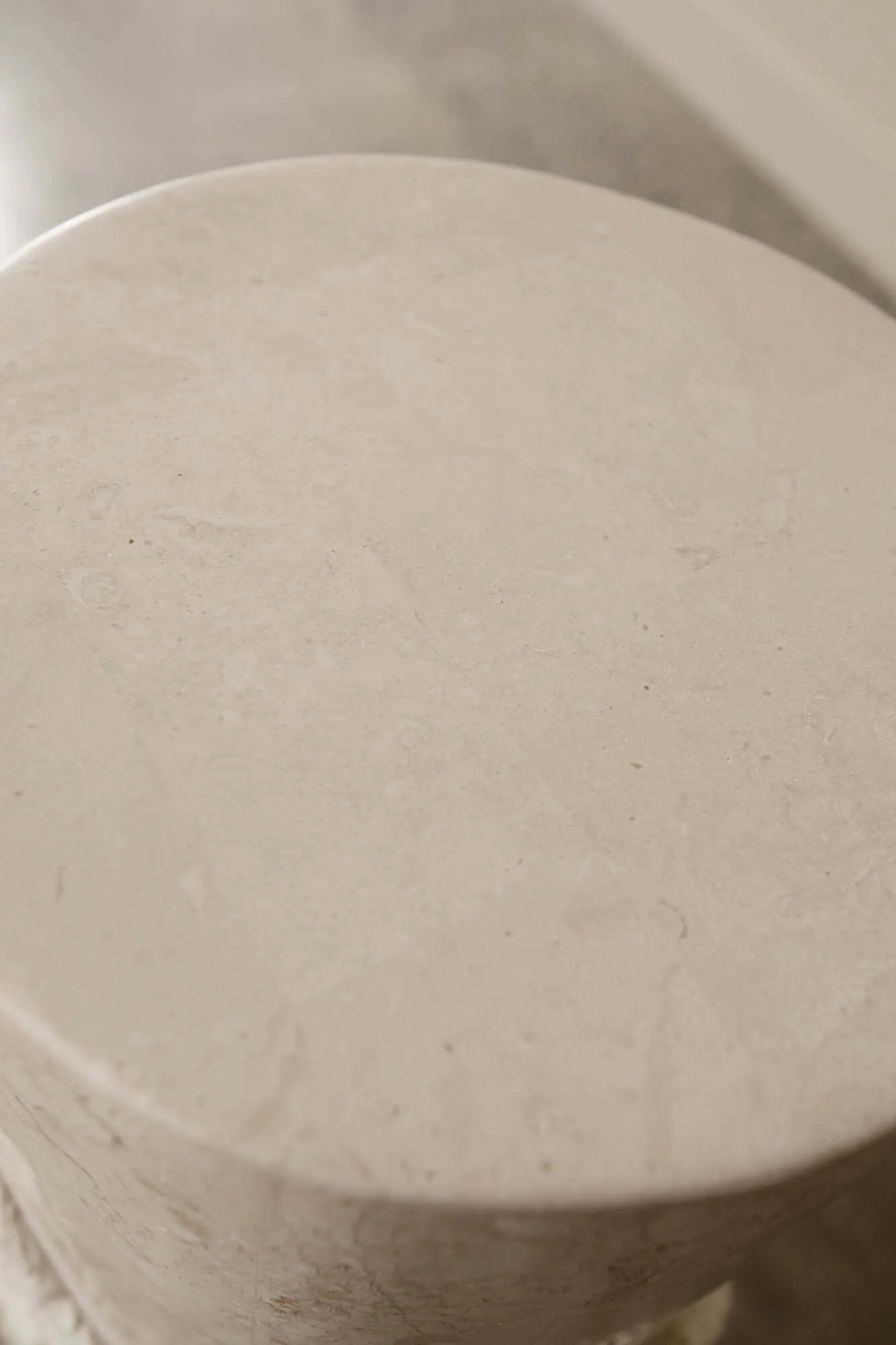 frastagliata fibreglass side table