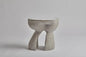 perché polyresin side table