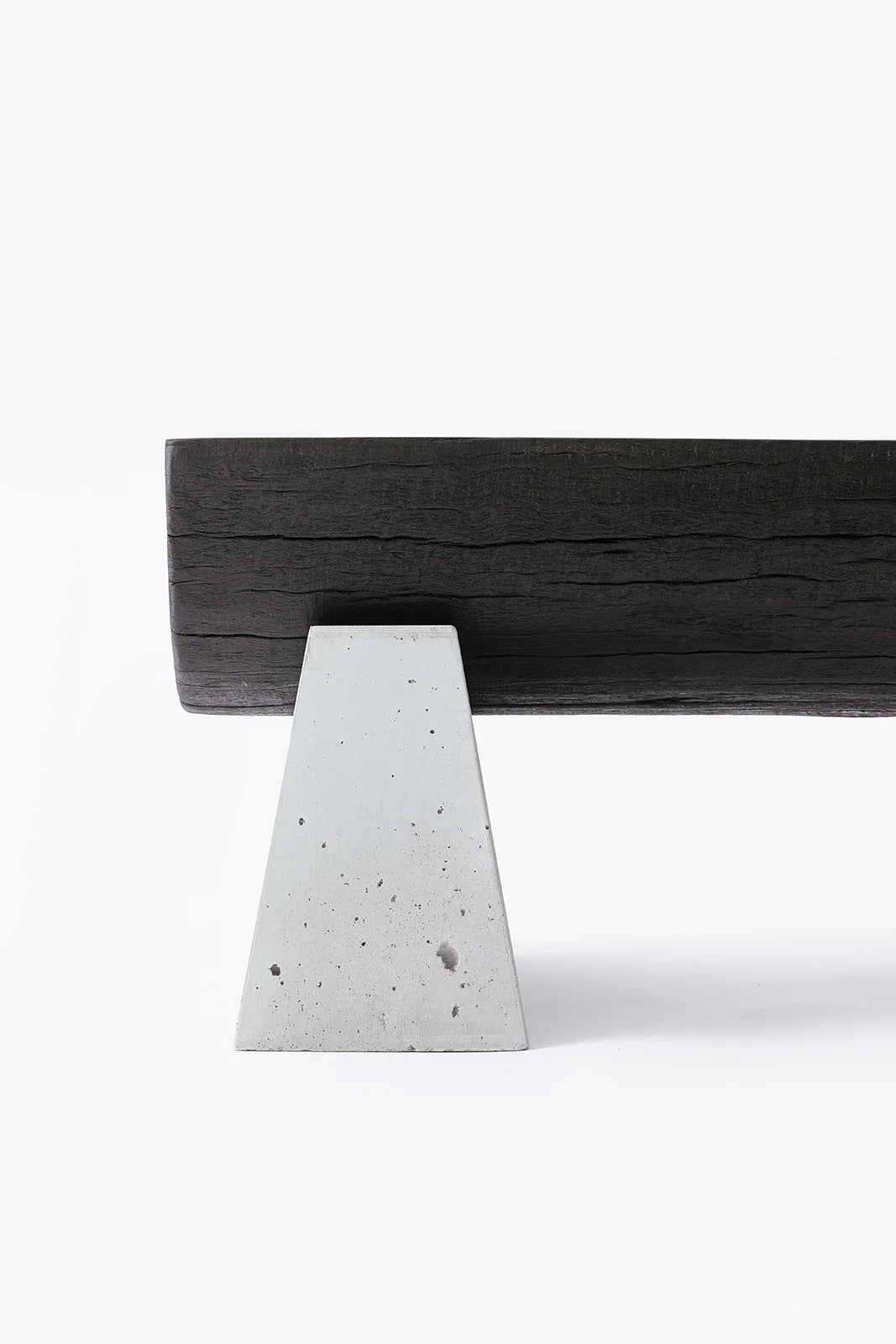 rastrello concrete bench