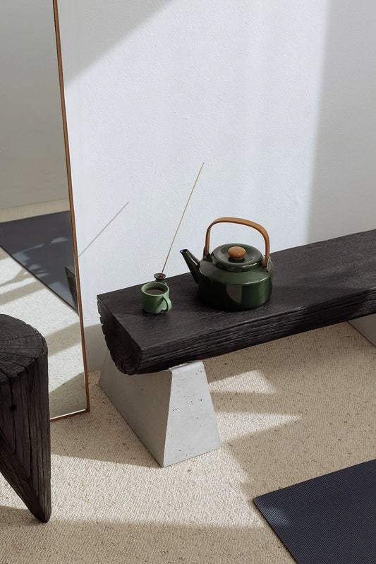 rastrello concrete bench
