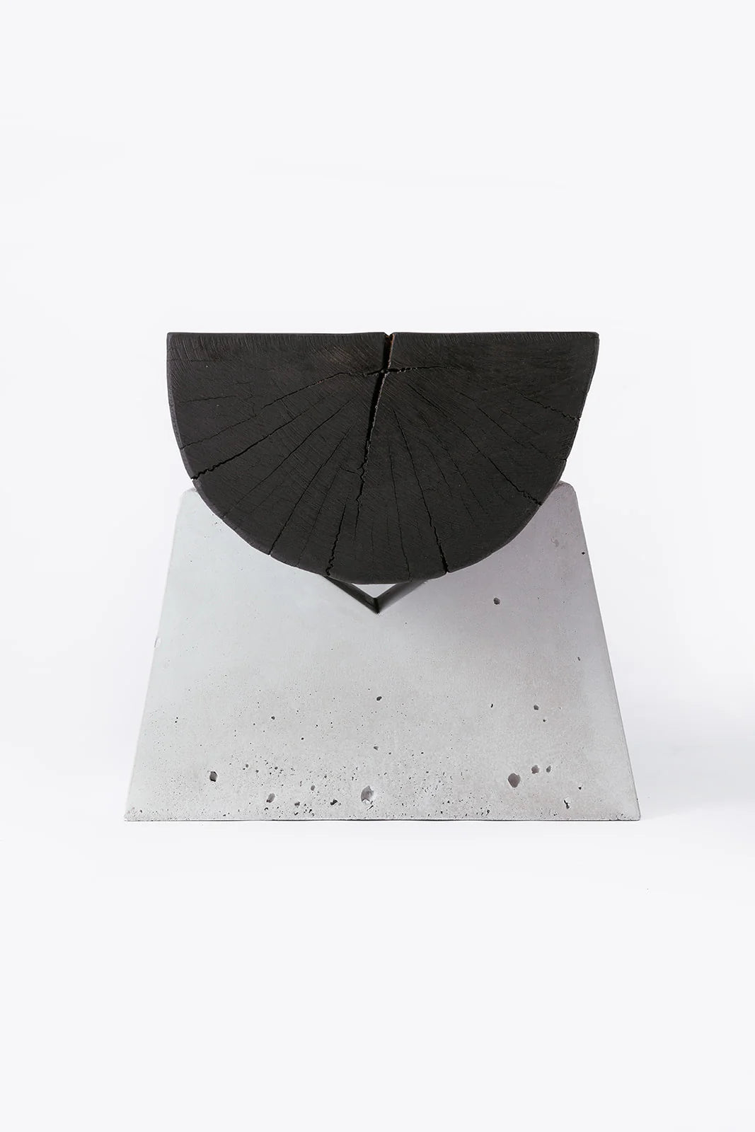 rastrello concrete bench