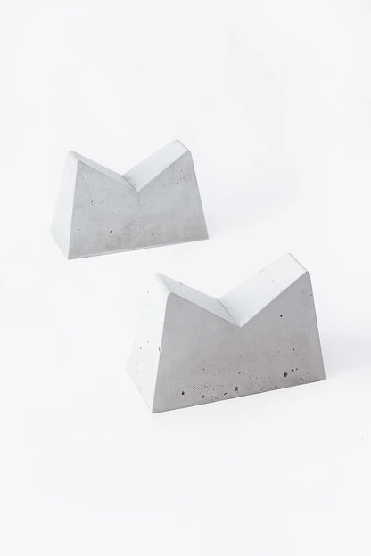 rastrello concrete bench