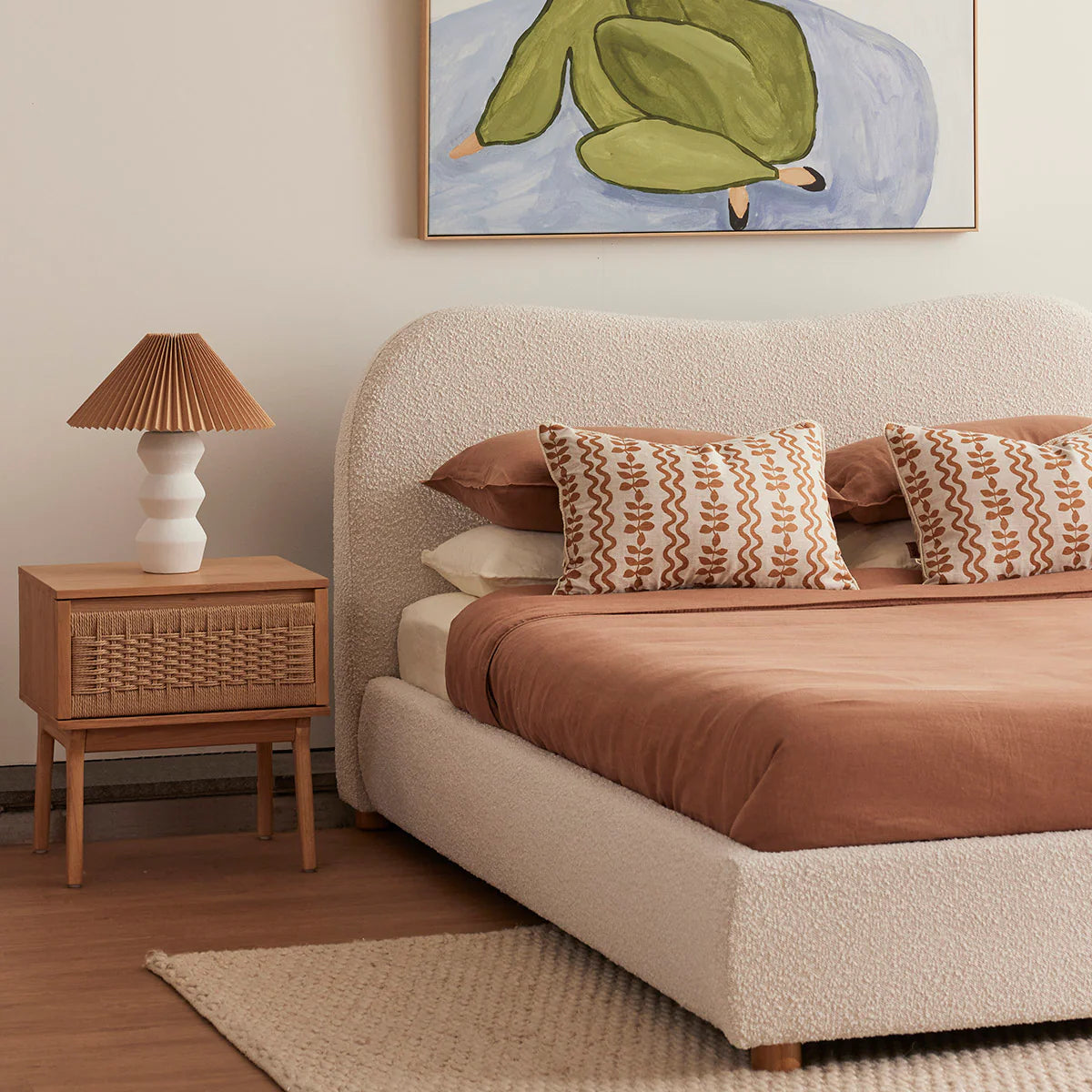 sbalorditiva king boucle bedframe