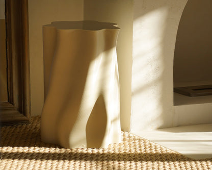 volteggiare cement side table